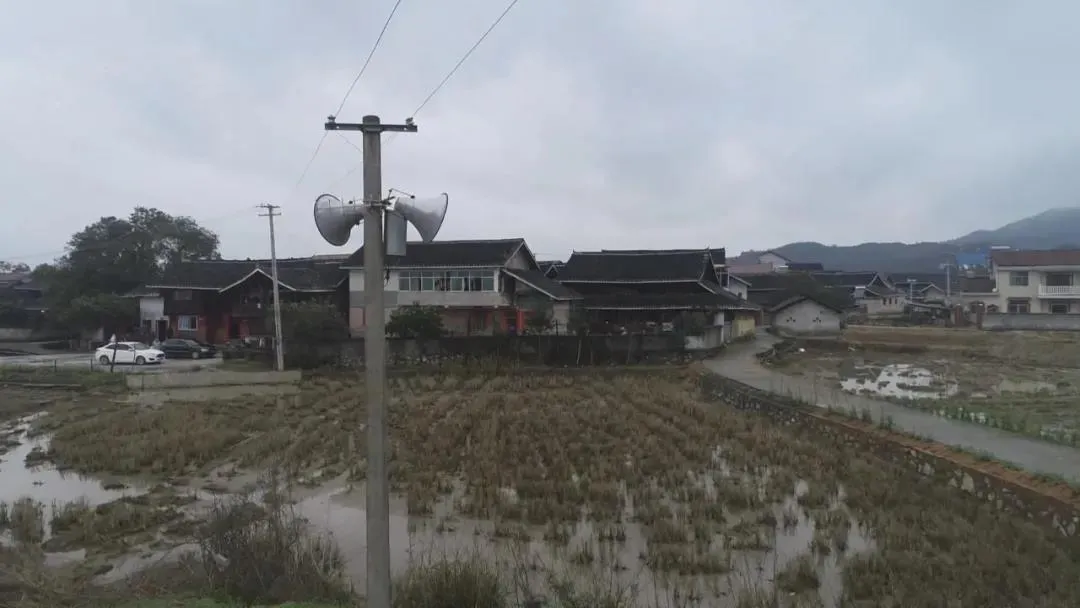 湖南廣播運(yùn)用村村響大喇叭傳遞好兩會(huì)聲音